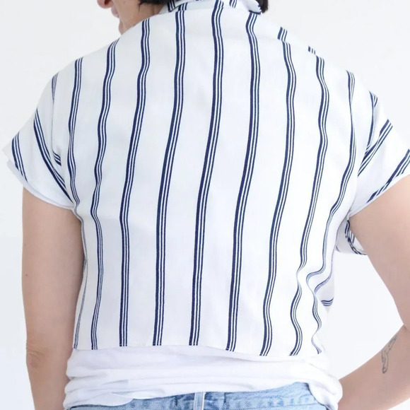 Aritzia Wilfred Free Navy & White Stripe Cropped Tie Blouse Sailor Shirt XXS - Picture 3 of 12